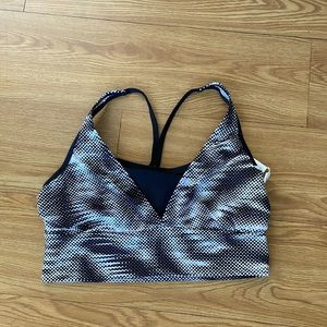 Black and white Nike bikini top